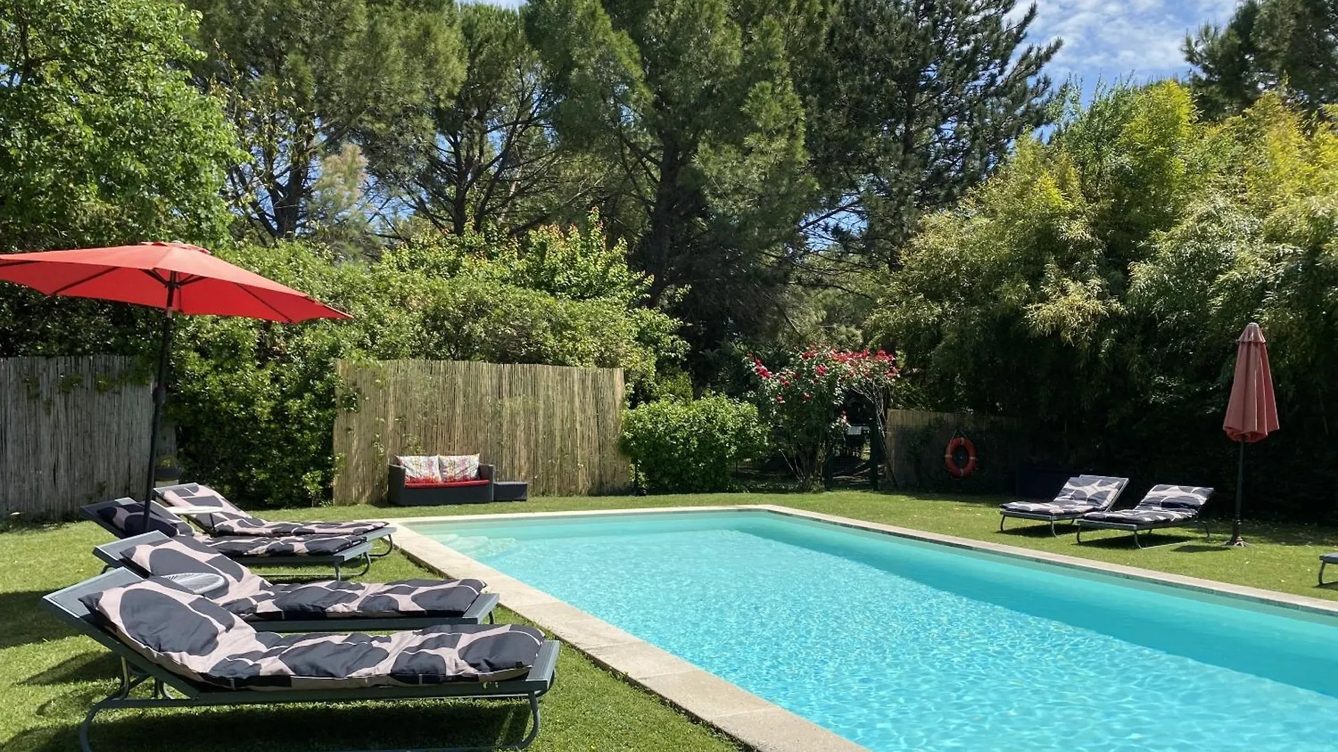 Mas la Pauline Gîtes de charme&roulotte Saint-Rémy-de-Provence Hébergement de vacances